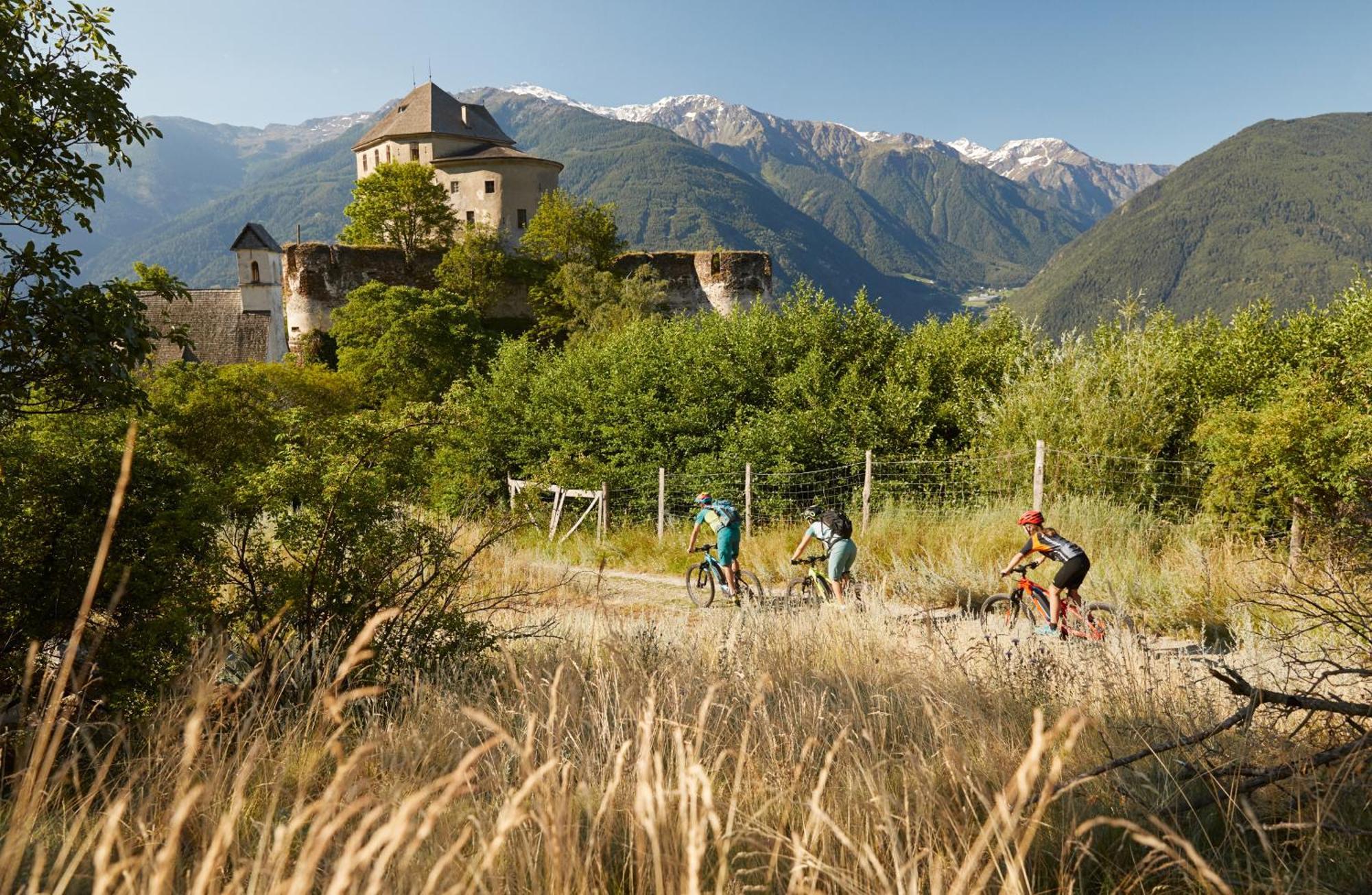 Sankt Johann Spa Suites & Apartments Prato allo Stelvio Ngoại thất bức ảnh